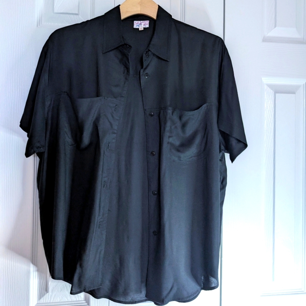 Vtg Buttondown Blouse. Oversized Medium.